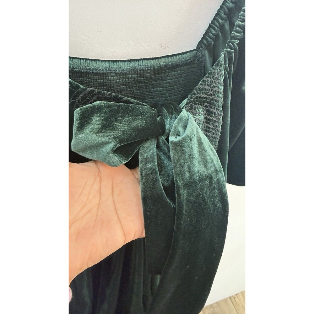 Chelsea & Violet size L Women’s Green Velvet Smocked Babydoll Mini Dress - Picture 6 of 15